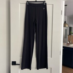 Gymshark sleek flare workout leggings